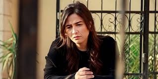 سر غياب ياسمين عبد العزيز عن عزاء والدها