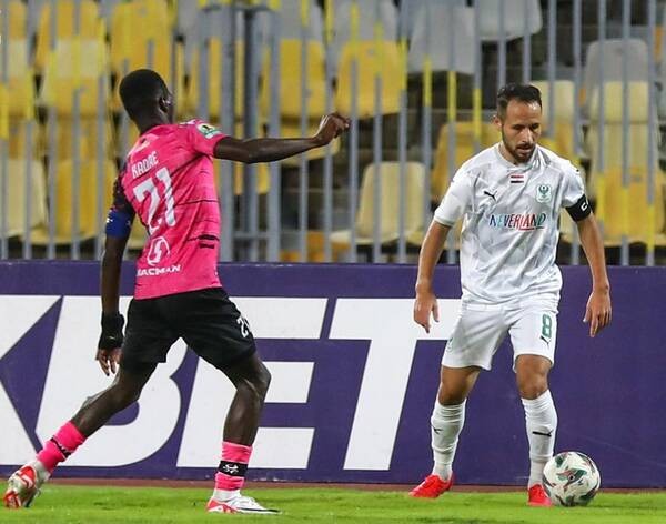 "هاتريك" بن يوسف يقود المصري إلى ربع نهائي الكونفيدرالية