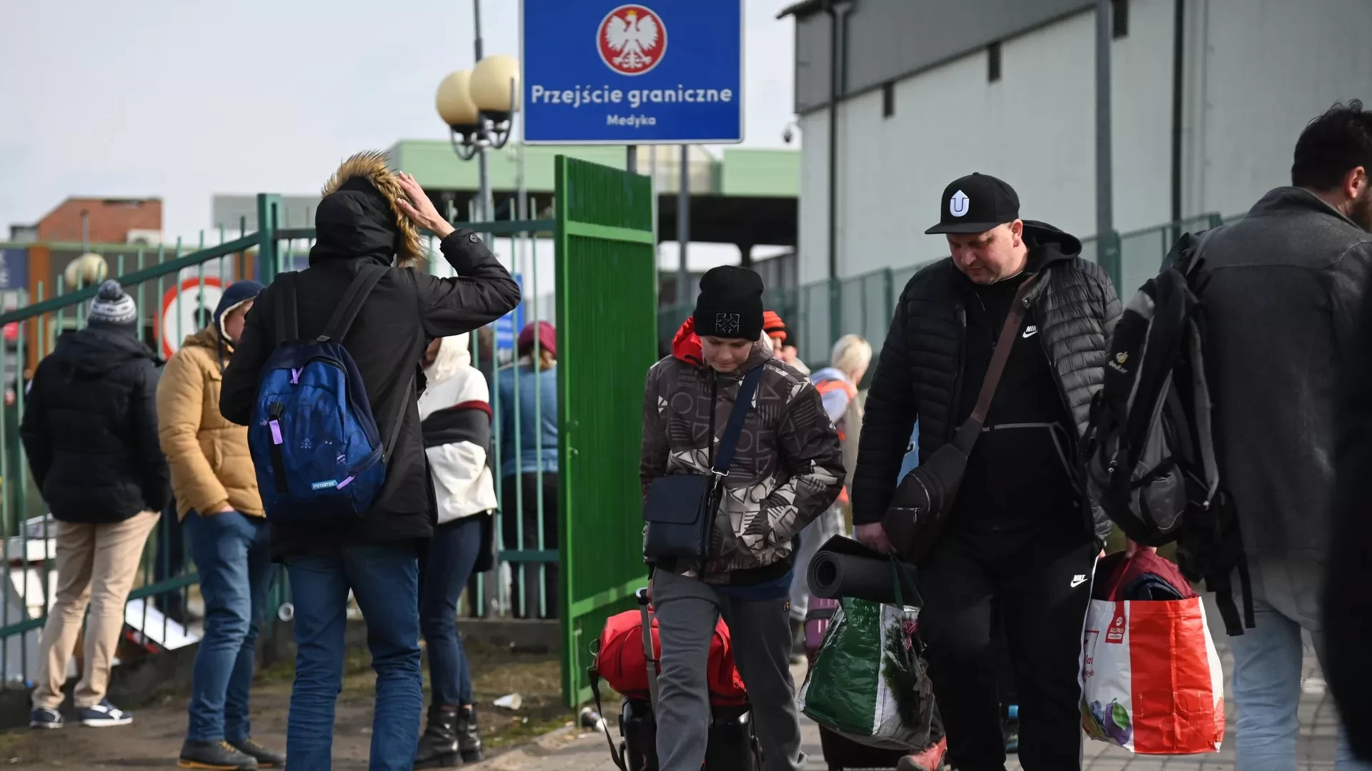 "الهروب من التجنيد"
