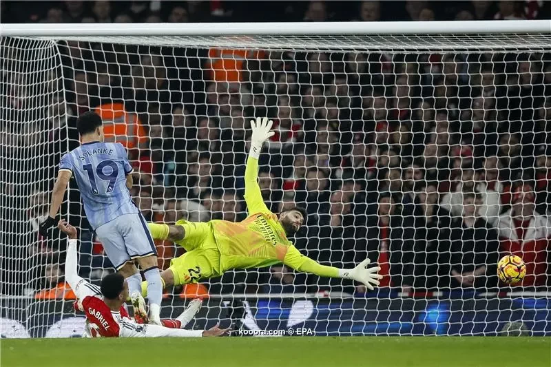 بالصور : آرسنال يحسم ديربي لندن.. ويضيق الخناق على ليفربول