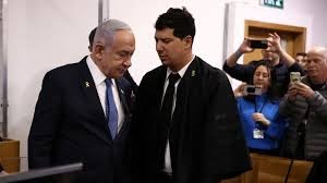 للمرة الـ12: نتنياهو يمثل أمام المحكمة بشأن تهم الفساد الموجهة إليه