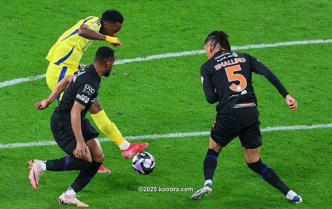 بالصور: دوران يقود النصر لإسقاط الفيحاء بثلاثية