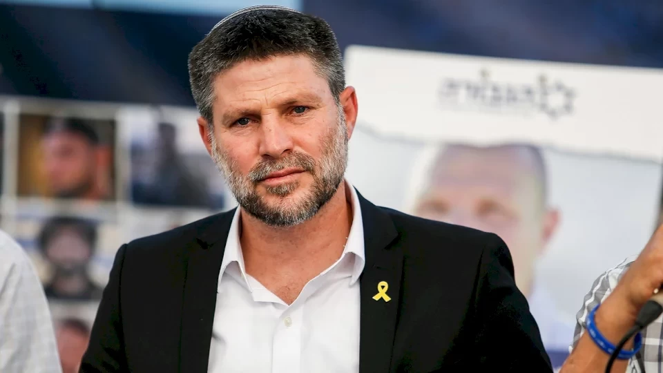 سموترتيش لنتنياهو قبل لقائه بترامب: يجب فرض السيادة الإسرائيلية على الضفة