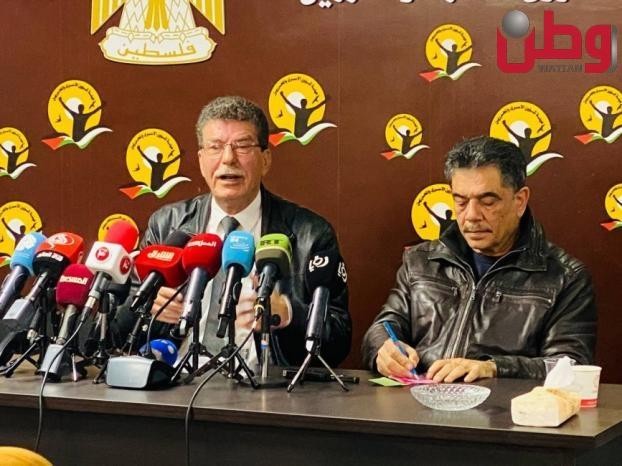 الرئيس يحيل رئيس هيئة شؤون الأسرى قدورة فارس الى التقاعد