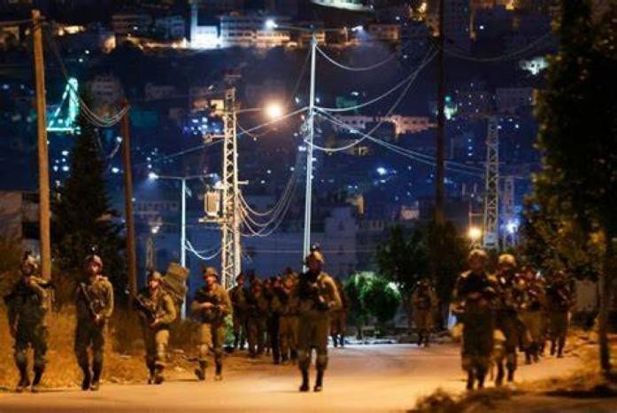 في اطار حربه ضد مخيمات اللاجئين في الضفة .... الاحتلال يقتحم مخيم بلاطة شرق نابلس