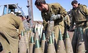 إسرائيل: سنرد بقوة على القذائف من لبنان