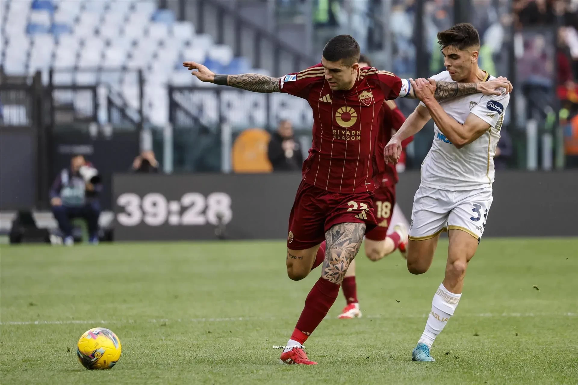 بالصور: روما يواصل سلسلة انتصاراته على أنقاض كالياري