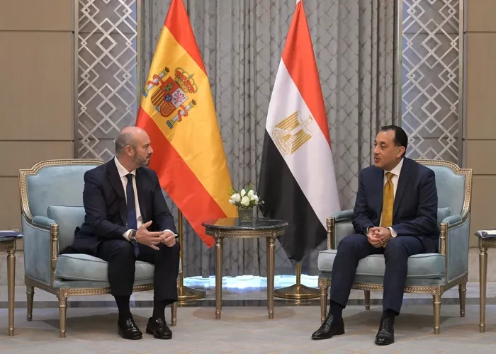 رئيس وزراء مصر: لا سبيل لحل أزمة غزة إلا بقيام دولة فلسطينية مستقلة