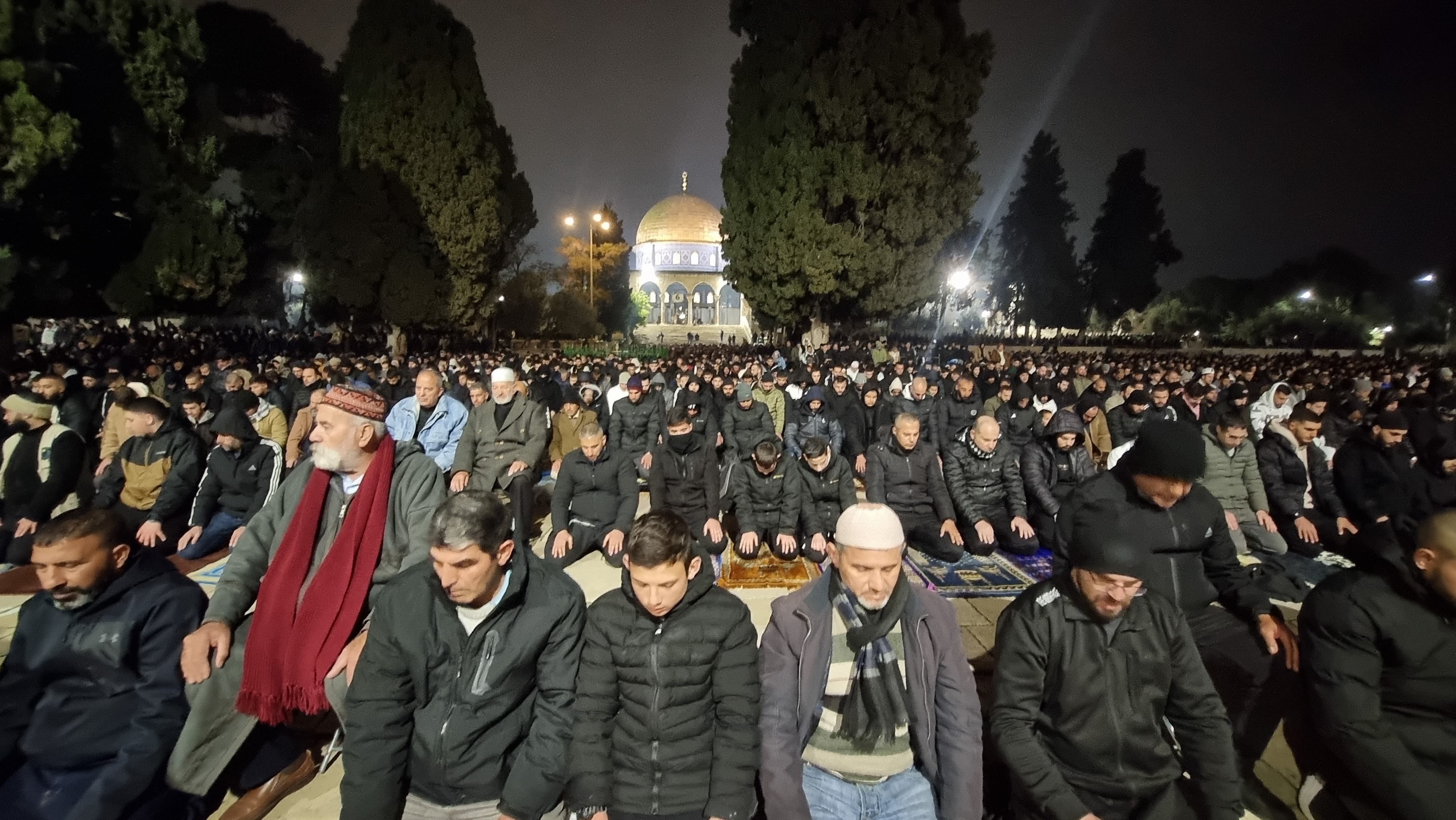 85 ألف مصل يؤدون "العشاء" و"التراويح" في المسجد الأقصى