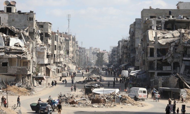 "نزع الصفة الإنسانية"