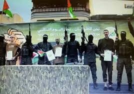 مصدر بحماس: قتيل ومصابان من الأسرى الإسرائيليين بين ضحايا القصف