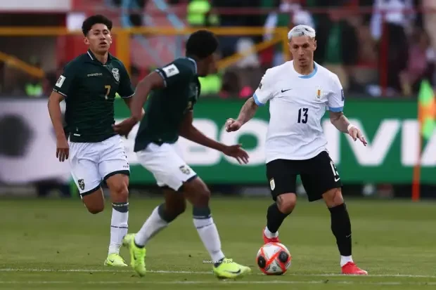 بالصور: تعادل باهت يعطل بوليفيا وأوروجواي ويخدم الأرجنتين