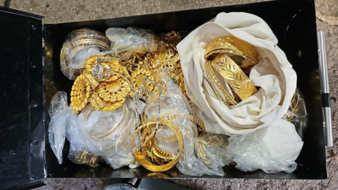 وصمة عار لجيش الاحتلال.. ممتلكات غزة المنهوبة تجارة مشبوهة للجنود