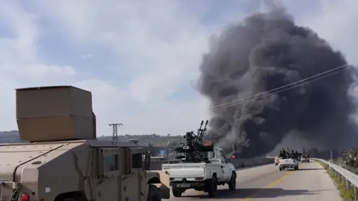 أ ف ب: مقتل أكثر من 300 مدني سوري في الاشتباكات بمنطقة الساحل