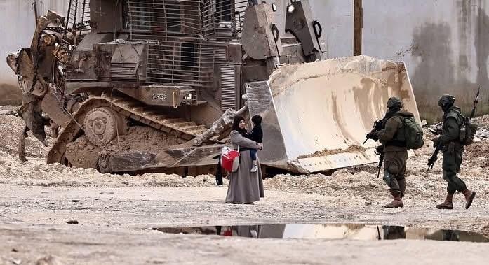 الاحتلال يواصل عدوانه على مدينة طولكرم ومخيميها لليوم الـ 89 على التوالي