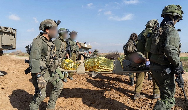 الاحتلال يُعاقب أطباء في قوات الاحتياط طالبوا بوقف الحرب على غزة