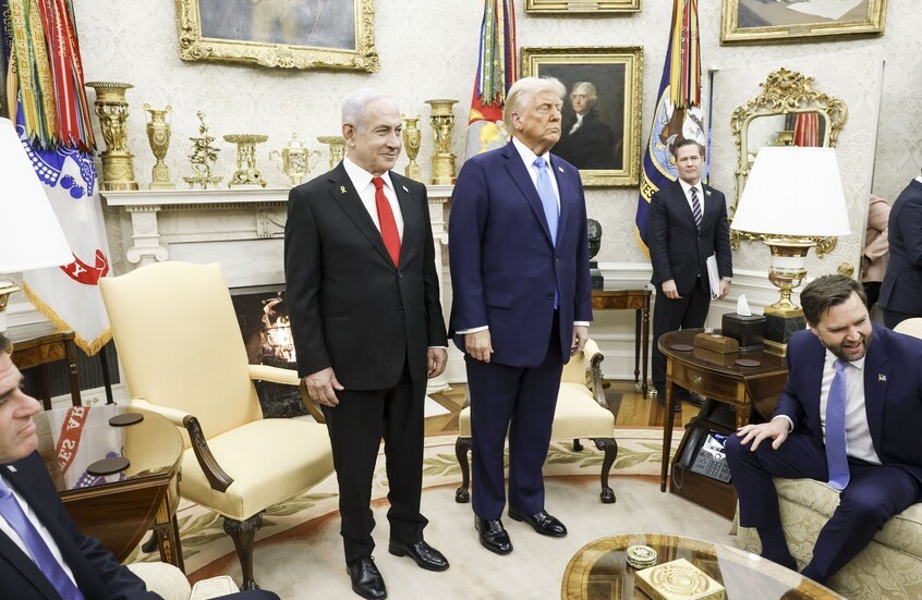 "تطبيق نموذج ليبيا"