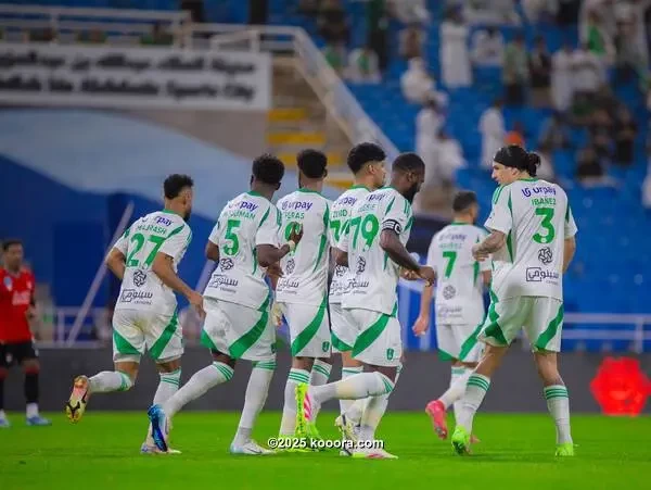 بالصور.. أهلي جدة يزيد أوجاع الرائد