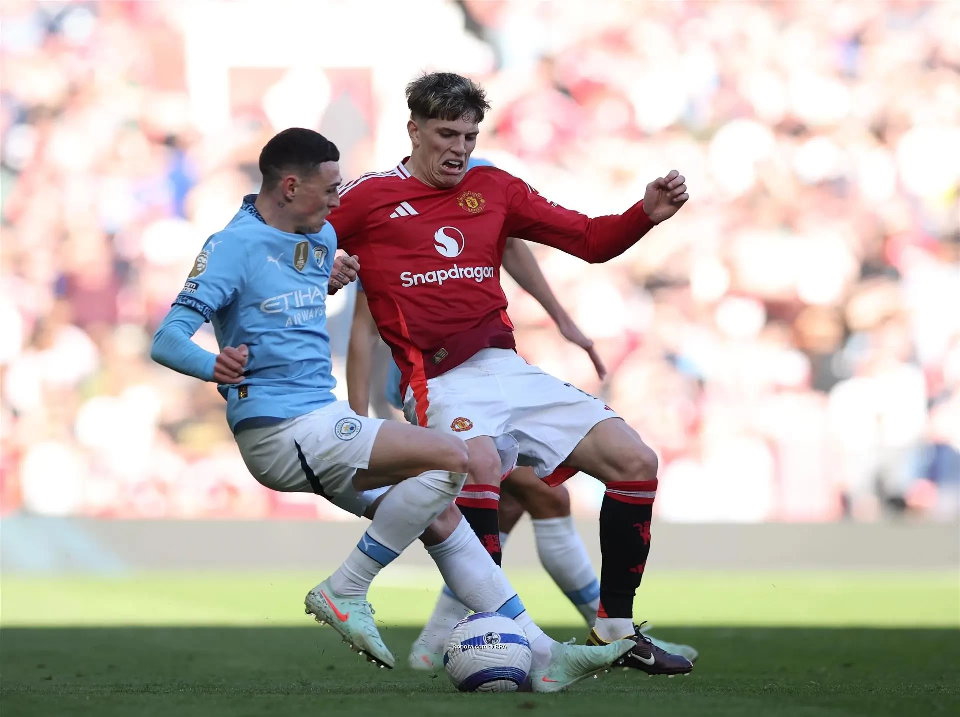 بالصور.. التعادل يحكم ديربي مانشستر في قمة باهتة