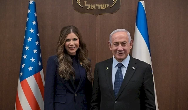 نتنياهو يستقبل وزيرة الأمن الداخلي الأميركية وسط مجازر غزة