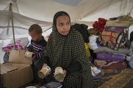 موقع عبري يكشف عن خطة جديدة ستنفذ قريبًا لنقل المساعدات لغزة