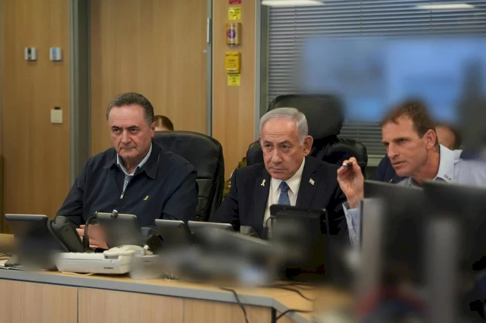 بعد مهاجمة اليمن.. نتنياهو وكاتس يهددان إيران بالحساب