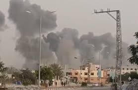 شهداء وجرحى بقصف المشفى الاوروبي