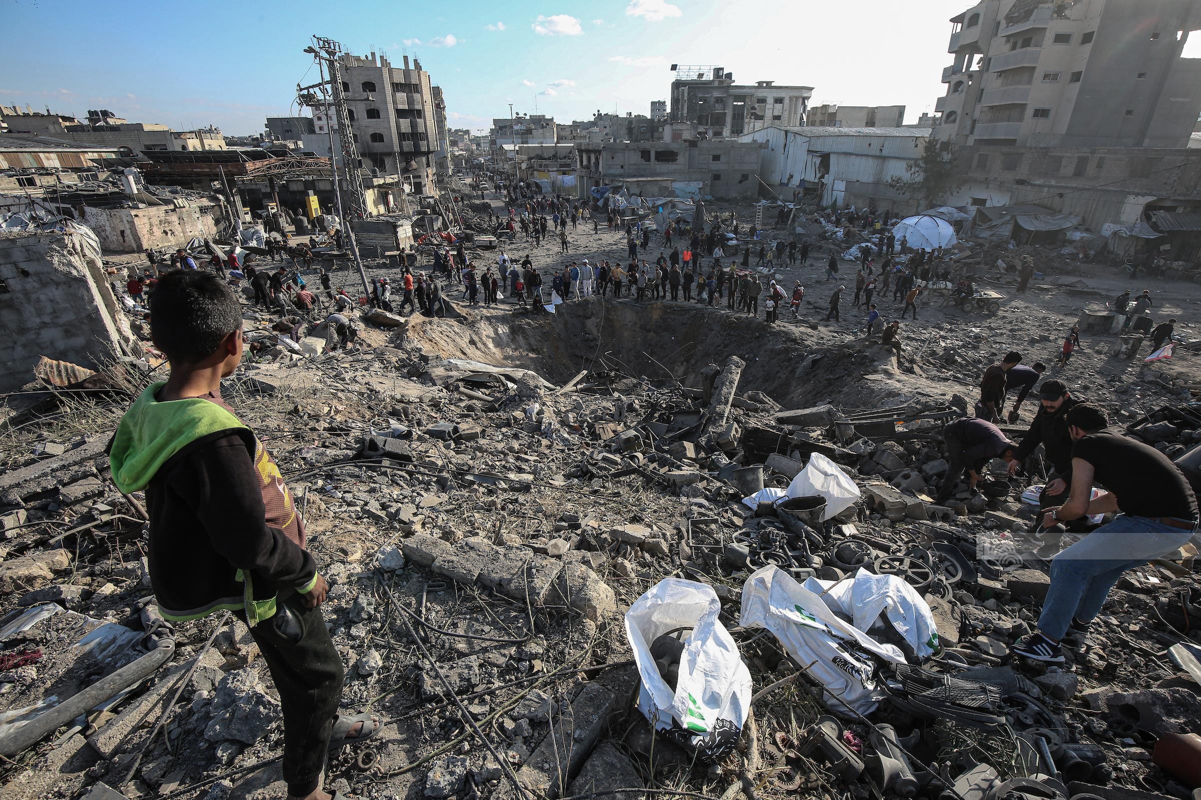 لازاريني: منع الاحتلال دخول الصحفيين الدوليين لغزة "حظر على نقل الحقيقة"