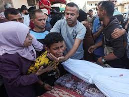 15شهيدا بينهم أطفال إثر قصف الاحتلال مدرسة تؤوي نازحين في جباليا