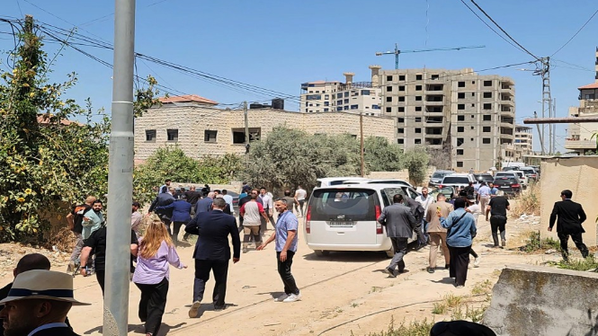 الاحتلال يطلق النار على وفد دبلوماسي عند المدخل الشرقي لمخيم جنين وسط تنديد دولي