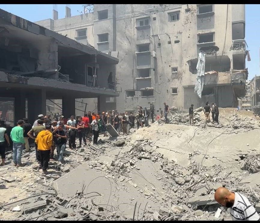 مجزرة جديدة يرتكبها الاحتلال: 15 شهيدا وأكثر من 50 مصابا و85 مفقودا في قصف منزل في حي الصبرة بغزة