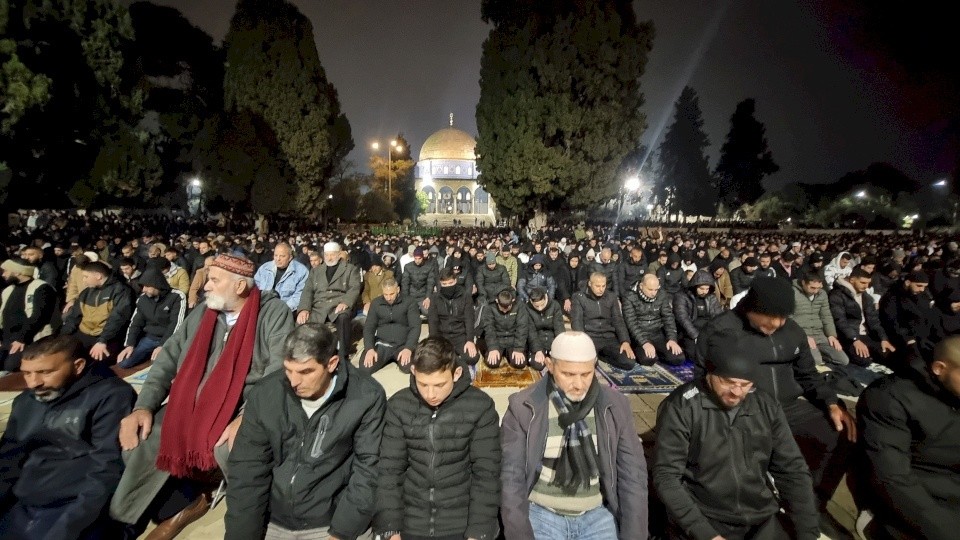 إعادة فتح أبواب المسجد الأقصى أمام المصلين