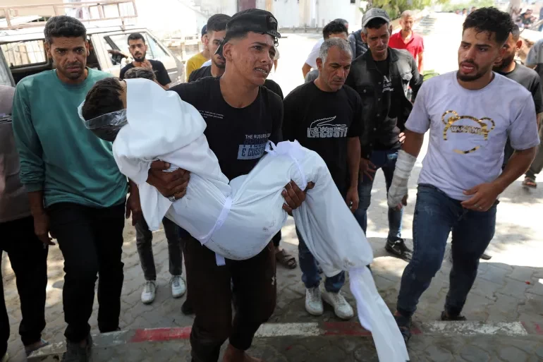 21 شهيدا في قصف الاحتلال على قطاع غزة منذ فجر اليوم