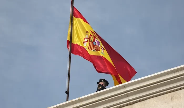 إسبانيا: على الاتحاد الأوروبي فرض حظر أسلحة على إسرائيل