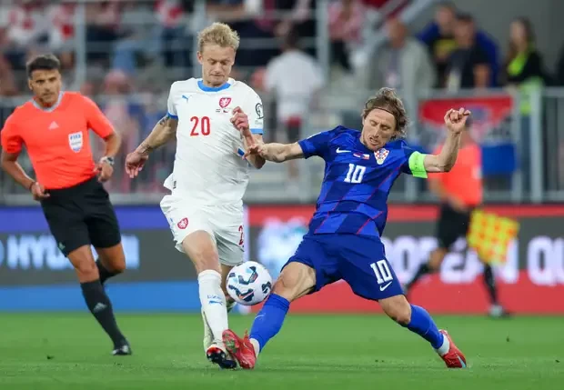 بالصور : كرواتيا تكتسح التشيك بخماسية في تصفيات المونديال