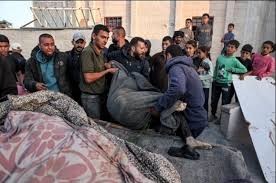 34 شهيدا في مجزرتين جديدتين ارتكبهما الاحتلال وسط قطاع غزة