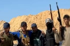 قناة عبرية تكشف عن خطة تنفذها إسرائيل لإيجاد بديل سياسي وعسكري عن "حماس" في غزة