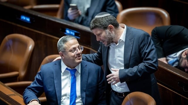 سموتريتش يهدد بخطوات حاسمة ستؤدي لانهيار السلطة ردا على العقوبات البريطانية