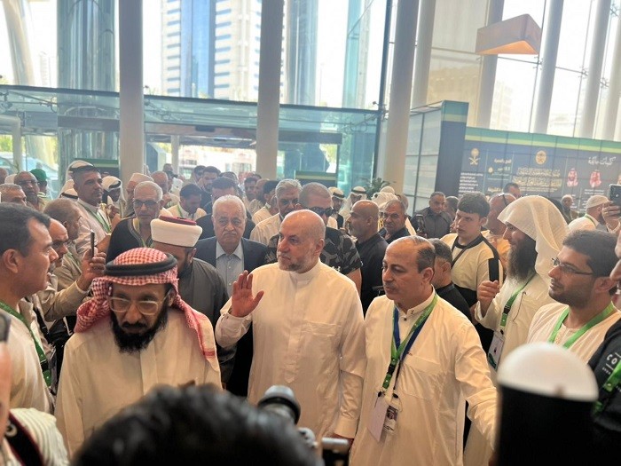 الهباش ونجم يتفقدان حجاج مكرمة خادم الحرمين الشريفين لأسر الشهداء والأسرى والجرحى