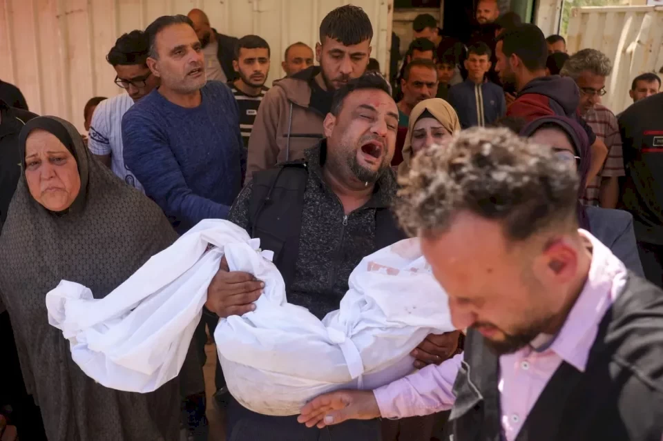 الصحة: 90 شهيدا و605 مصابين وصلوا مستشفيات القطاع خلال 48 ساعة