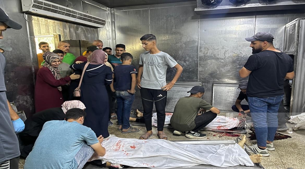 5 شهداء ومفقودون تحت الأنقاض في قصف إسرائيلي على غزة واستهداف نازحين وأبراج سكنية