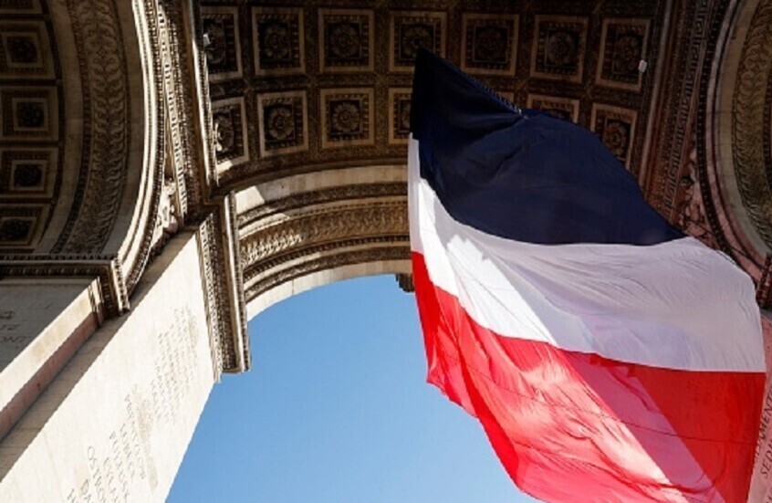 مصدر دبلوماسي يكشف تفاصيل لقاء سوري إسرائيلي في باريس