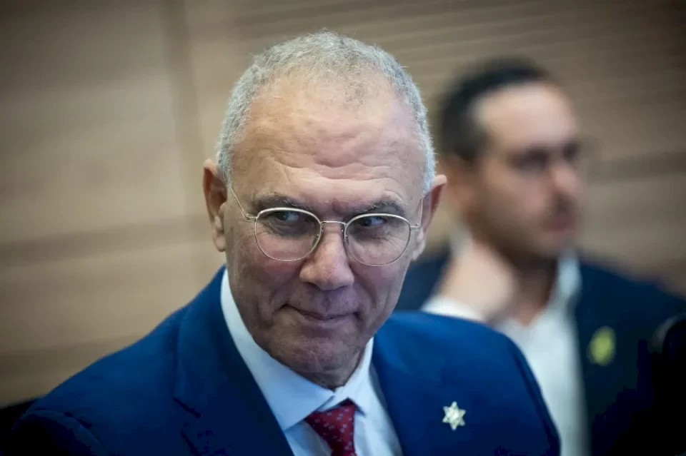 بعد كشف فضيحته.. نتنياهو يقرر استبدال سفيره بالإمارات