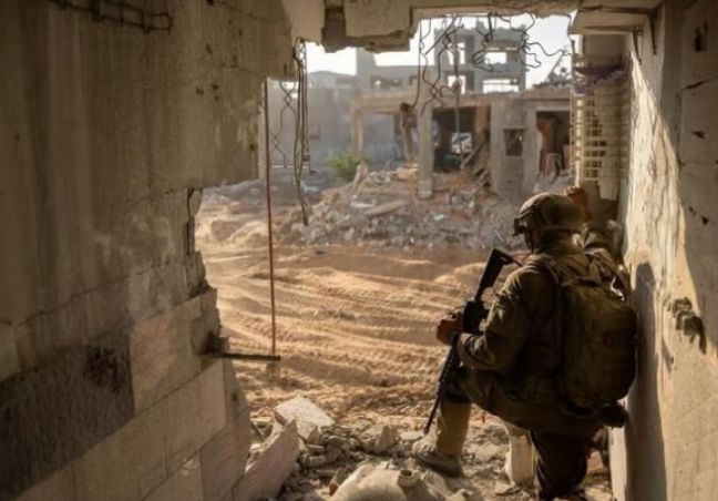 مع اقتراب نهاية عملية "عربات جدعون"... جيش الاحتلال يسحب الفرقة 98 من شمال القطاع