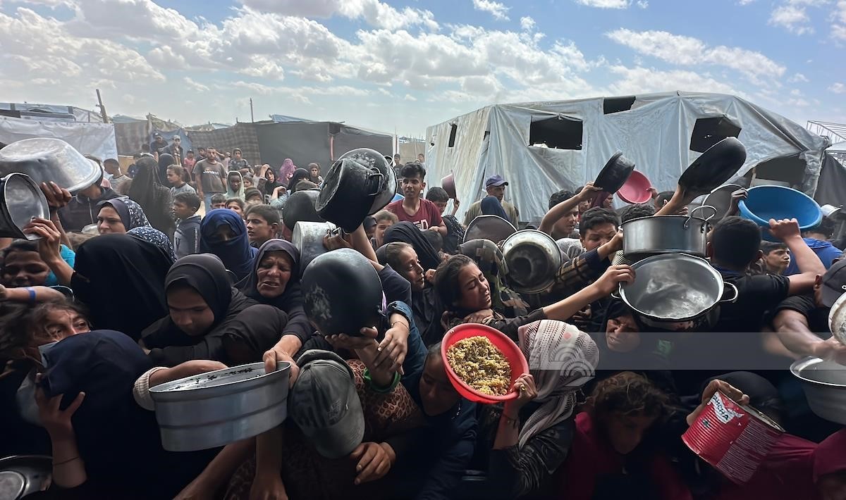 "الأغذية العالمي": الوضع الإنساني في غزة بلغ مرحلة "غير مسبوقة من التدهور" والناس يموتون جوعا