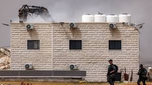 الاحتلال يهدم 5 منازل في شقبا شمال غرب رام الله