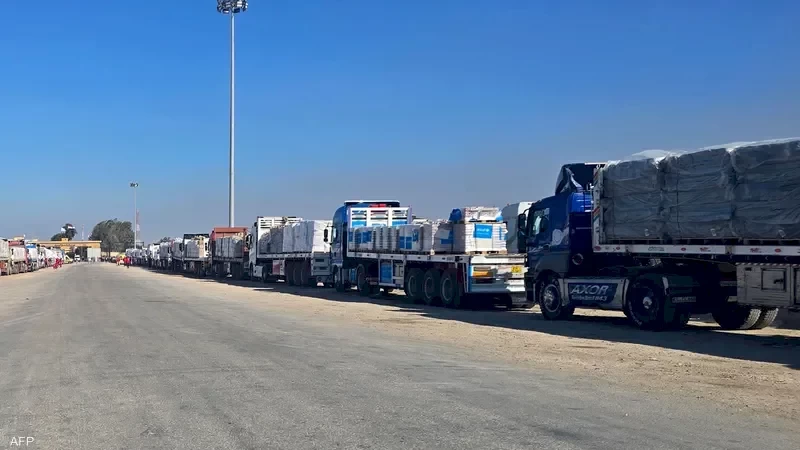 وسائل إعلام مصرية: شاحنات المساعدات المصرية تتجه نحو قطاع غزة