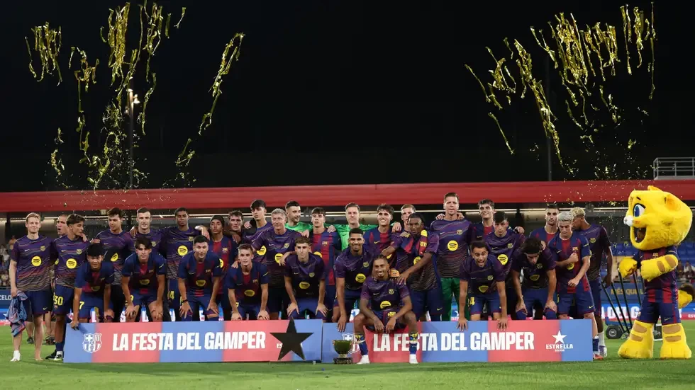 برشلونة يكتسح كومو بخماسية ويحرز كأس خوان جامبر