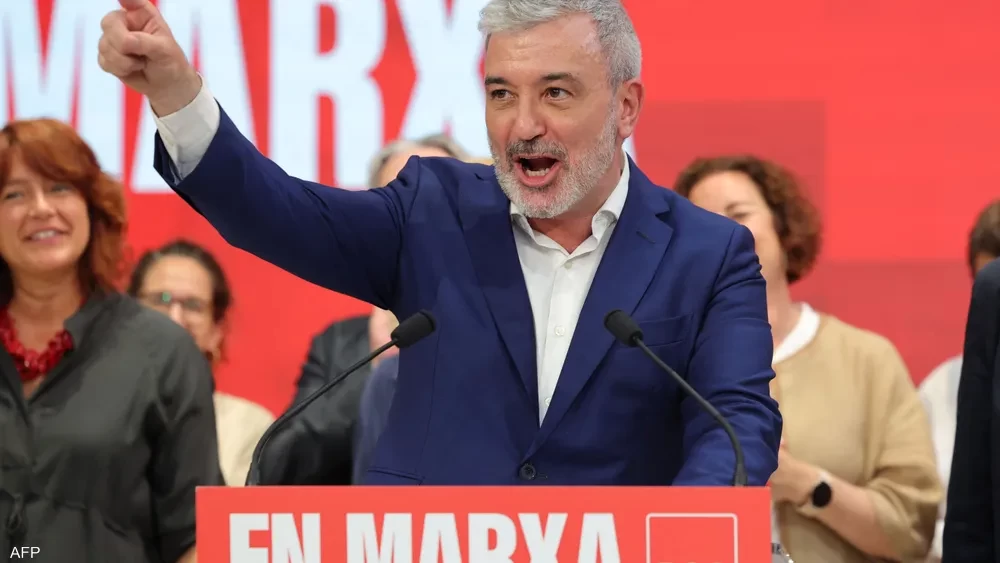 الاحتلال يمنع عمدة برشلونة من دخول الأراضي المحتلة