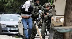 نابلس: الاحتلال يعتقل 6 شبان من مخيم العين